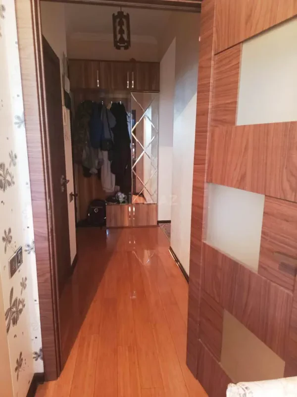 Satılır 2 otaqlı mənzil 65 m²