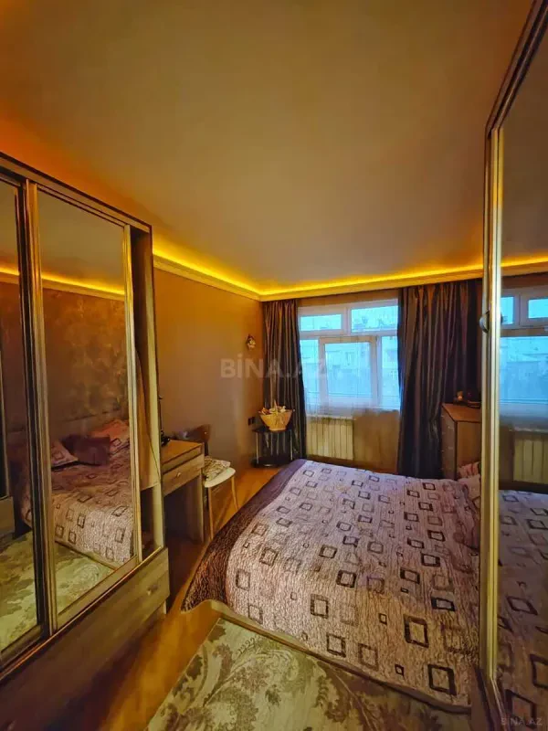 Satılır 2 otaqlı mənzil 61 m²