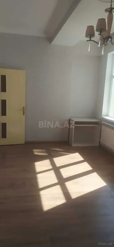 Kirayə verilir 2 otaqlı mənzil 80 m²