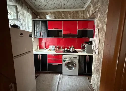 Satılır 2 otaqlı mənzil 70 m²