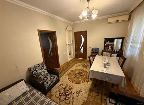 Satılır 2 otaqlı mənzil 70 m²