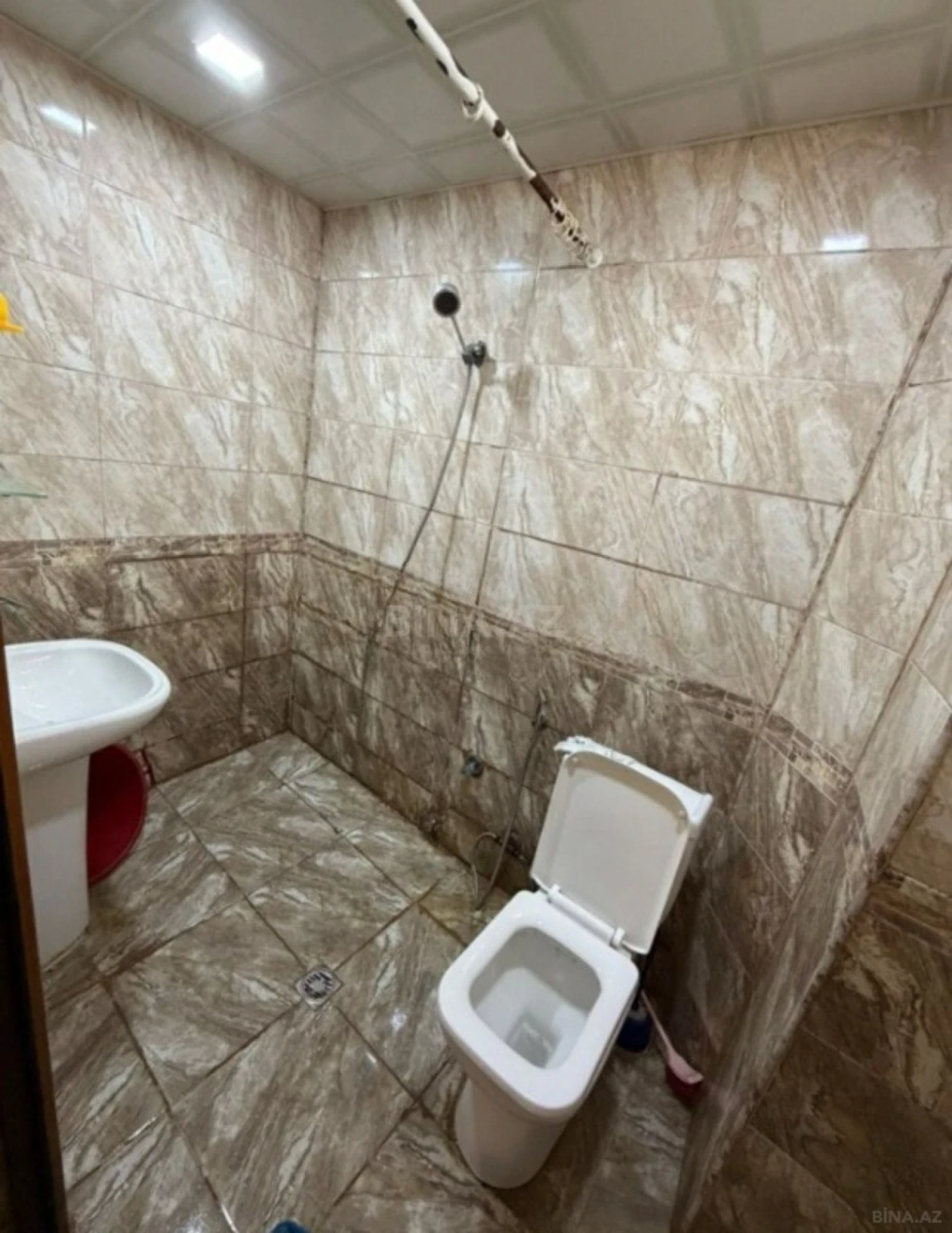 Satılır 2 otaqlı mənzil 70 m²