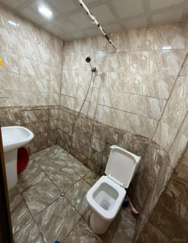 Satılır 2 otaqlı mənzil 70 m²