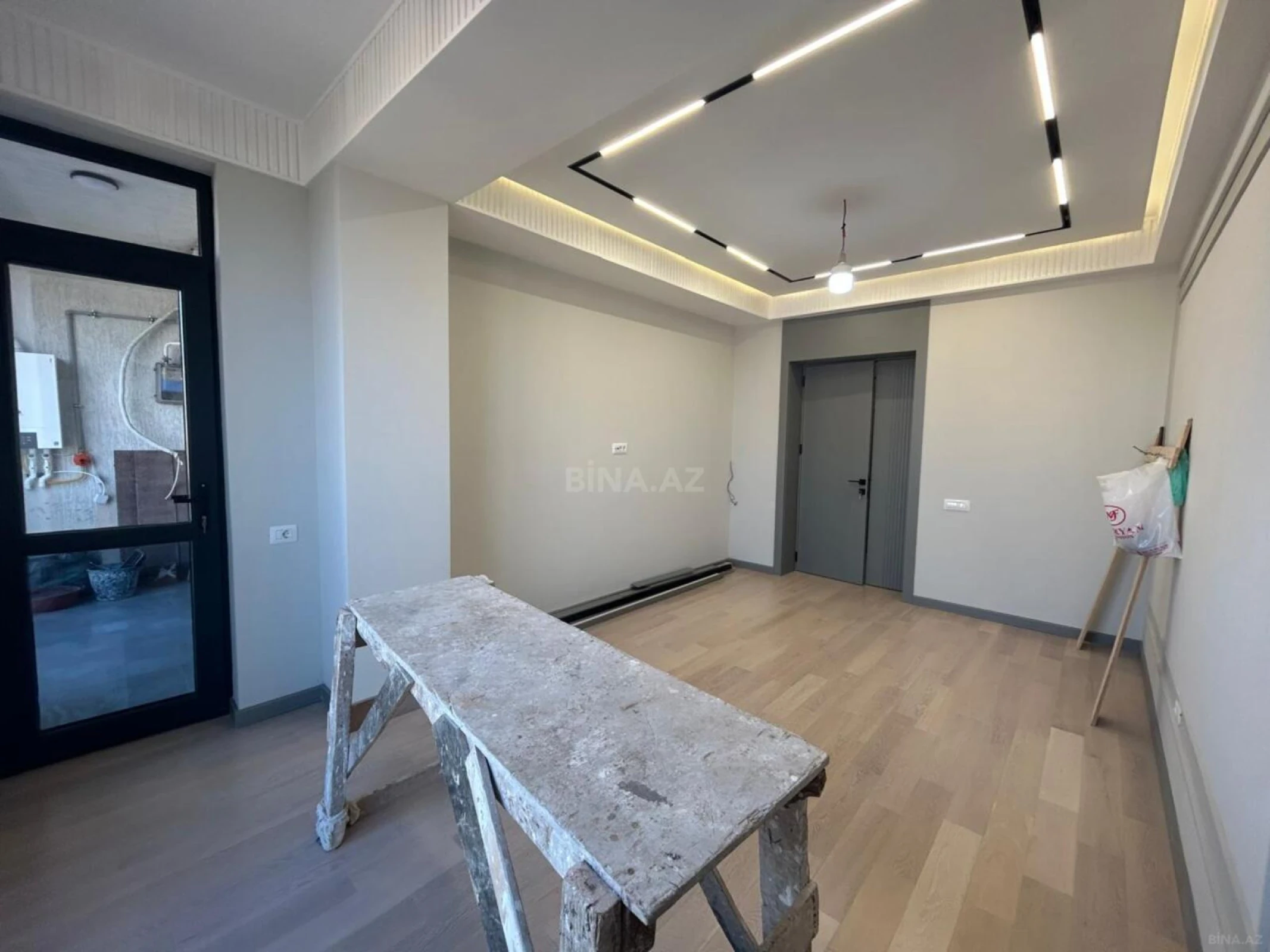 Satılır 3 otaqlı mənzil 99 m²