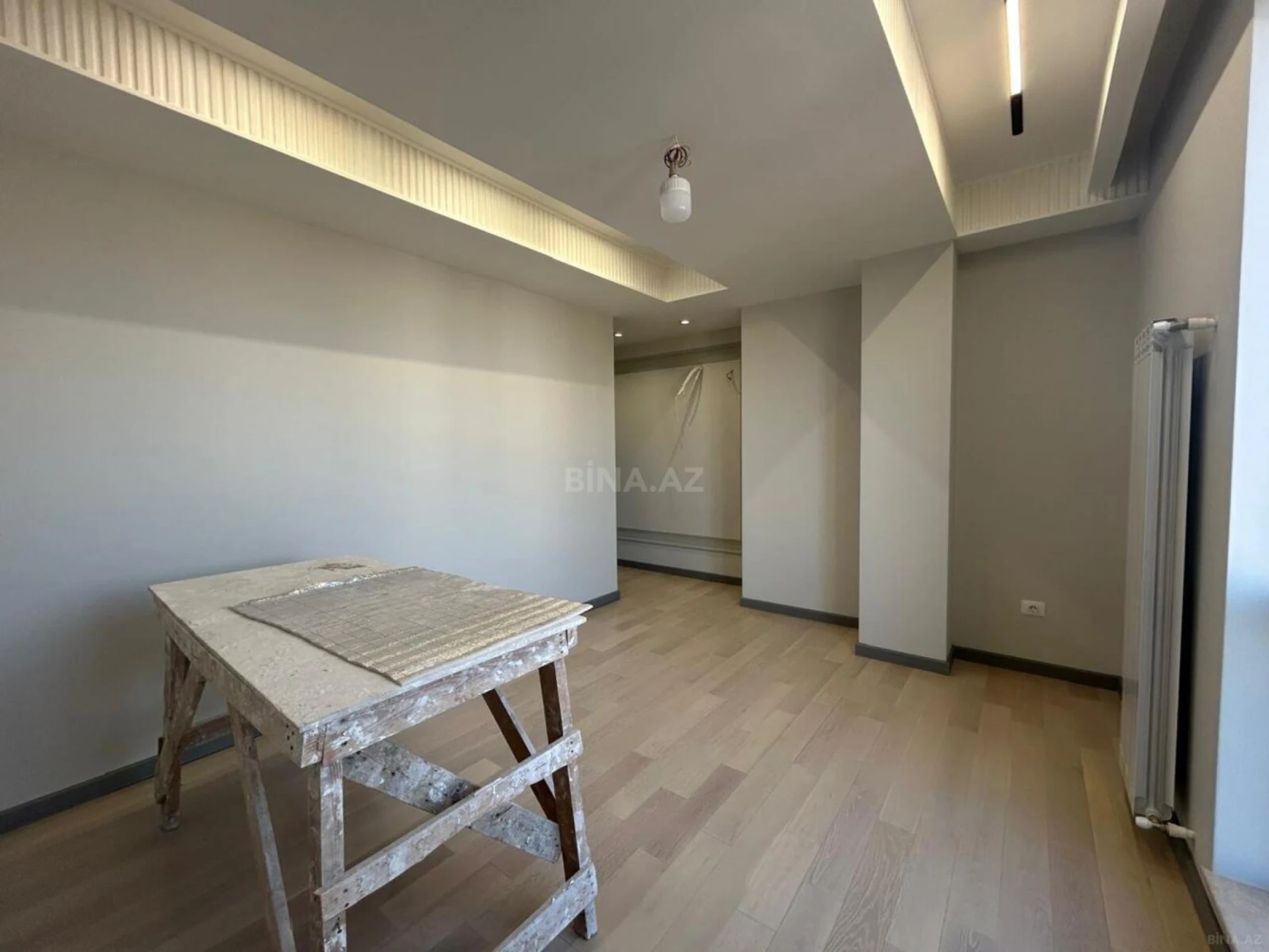 Satılır 3 otaqlı mənzil 99 m²