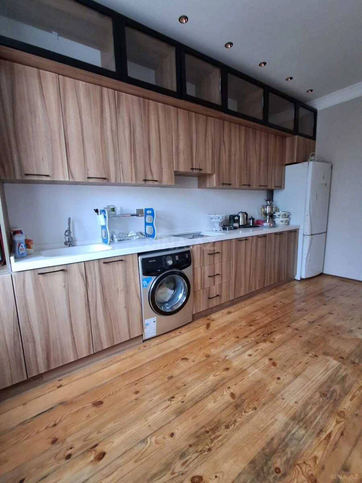 Satılır 6 otaqlı həyət evi 230 m²