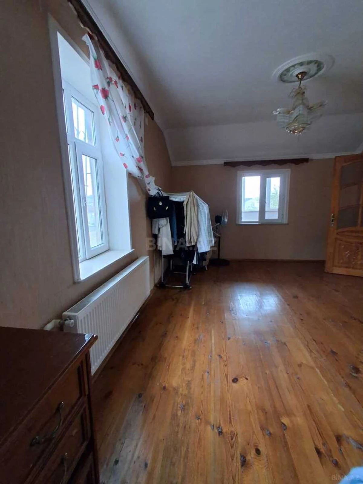 Satılır 6 otaqlı həyət evi 230 m²