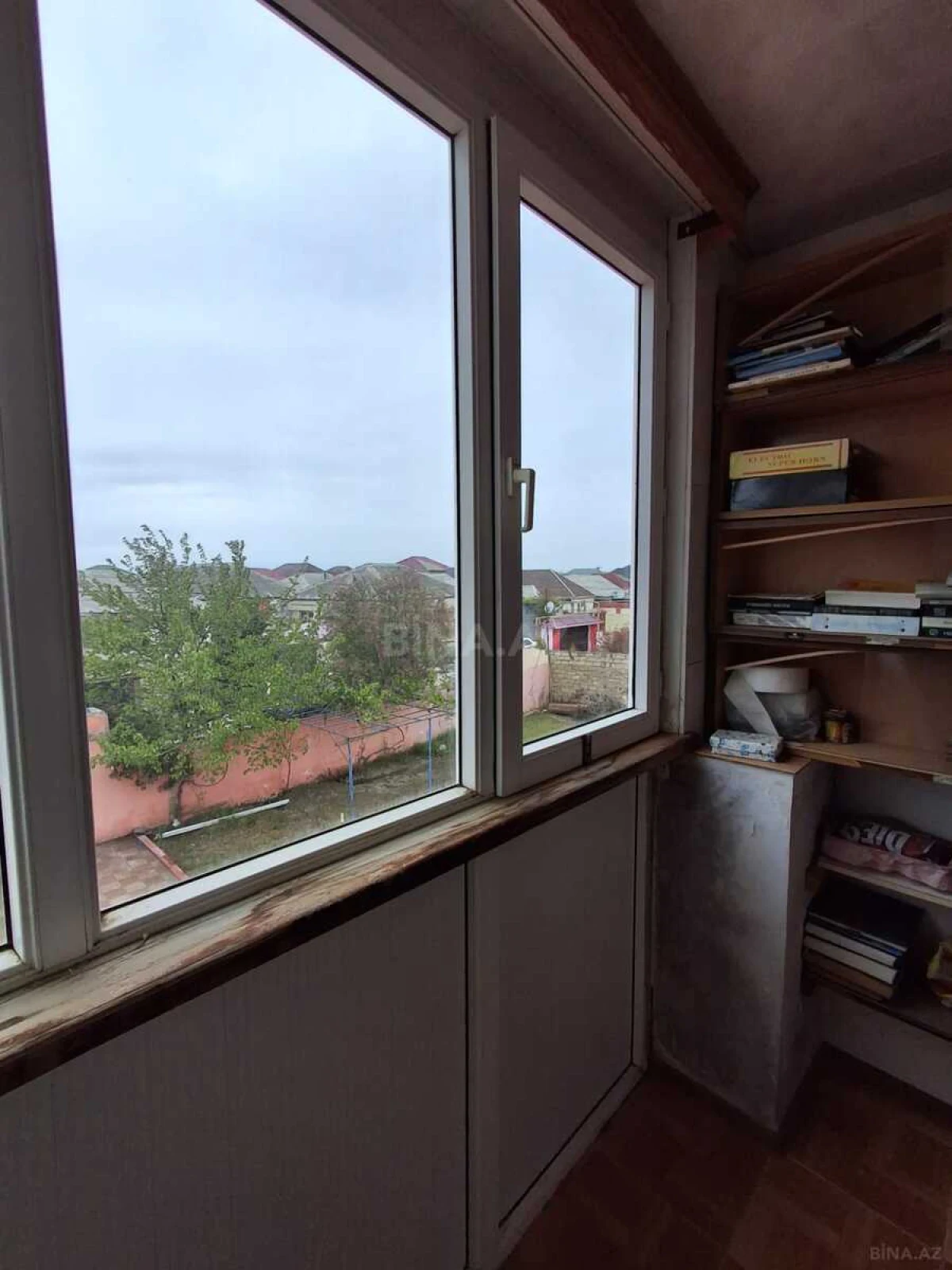 Satılır 6 otaqlı həyət evi 230 m²