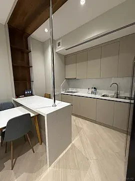 Kirayə verilir 2 otaqlı mənzil 75 m²