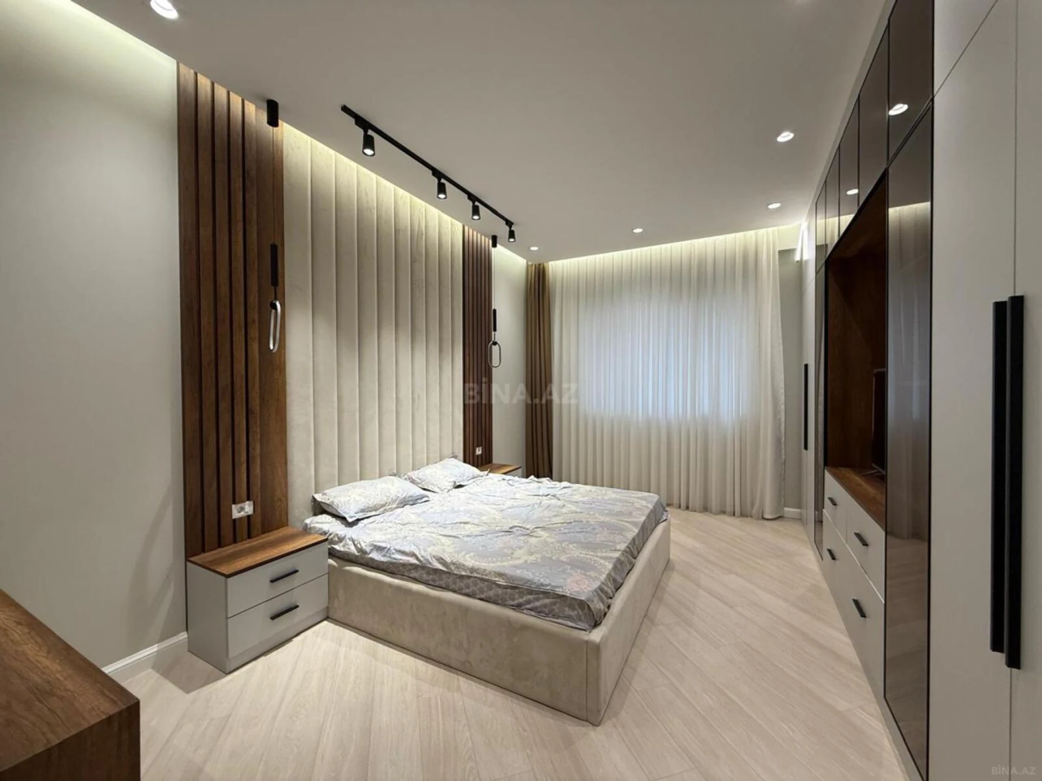 Kirayə verilir 2 otaqlı mənzil 75 m²