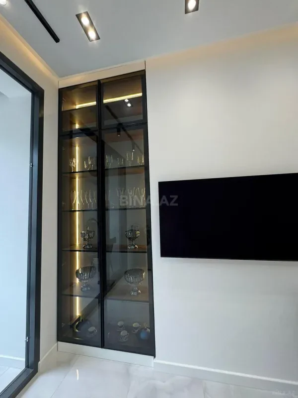 Kirayə verilir 2 otaqlı mənzil 60 m²