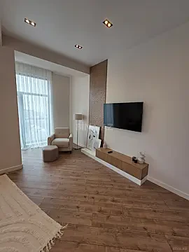 Kirayə verilir 4 otaqlı mənzil 133 m² — Bakı, Nəsimi 4 otaq 133.00 m²