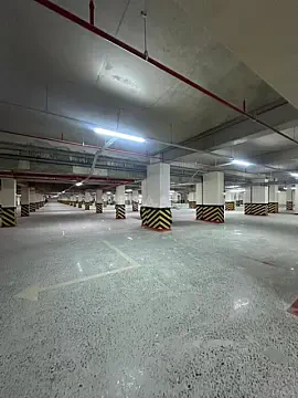Satılır 4 otaqlı mənzil 209 m²