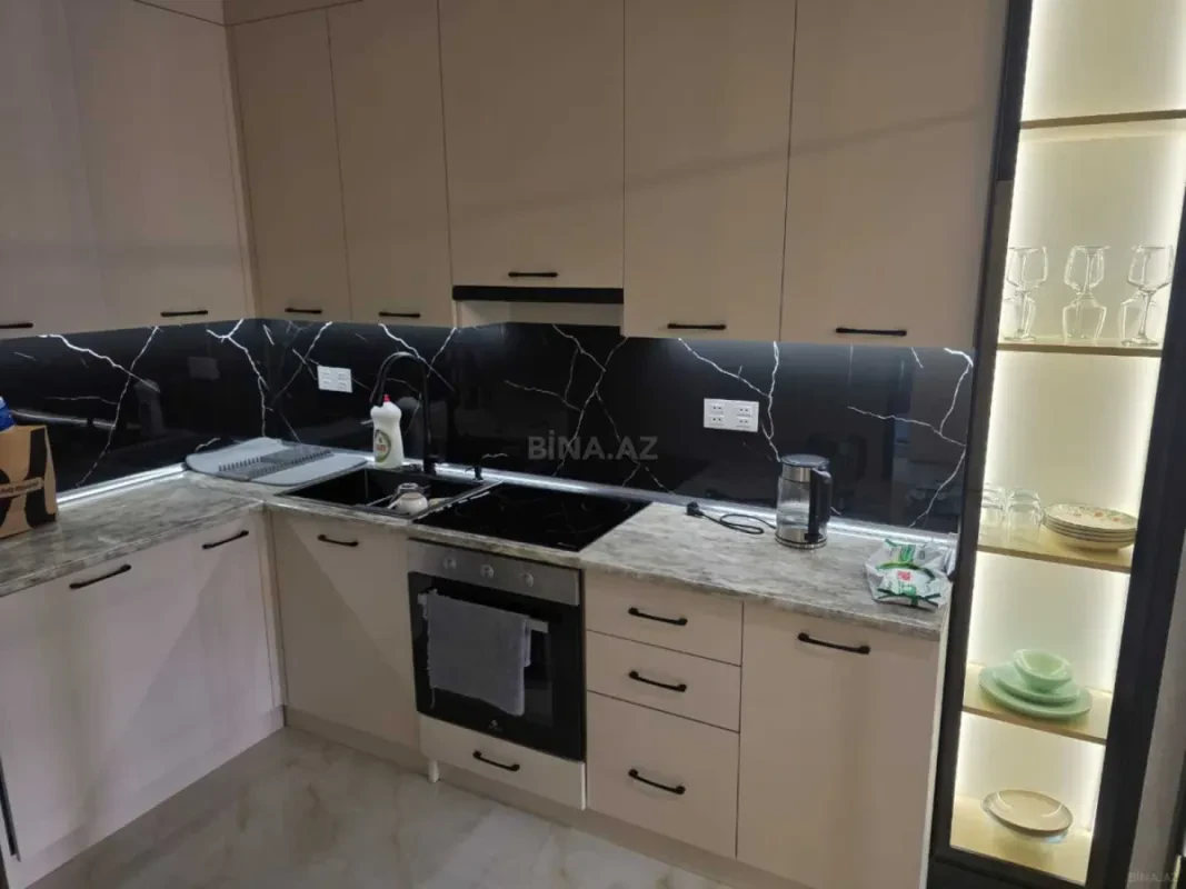 Kirayə verilir 2 otaqlı mənzil 80 m²