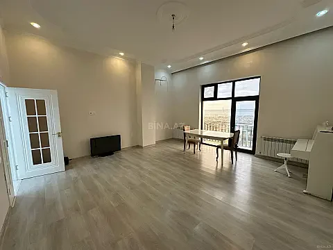 Satılır 3 otaqlı mənzil 140 m²