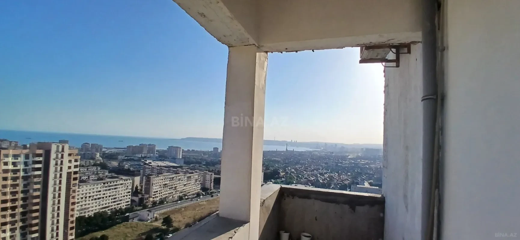 Satılır 3 otaqlı mənzil 140 m²