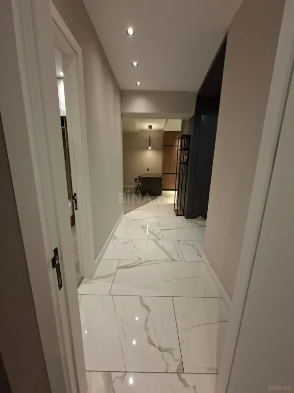 Kirayə verilir 3 otaqlı mənzil 125 m²