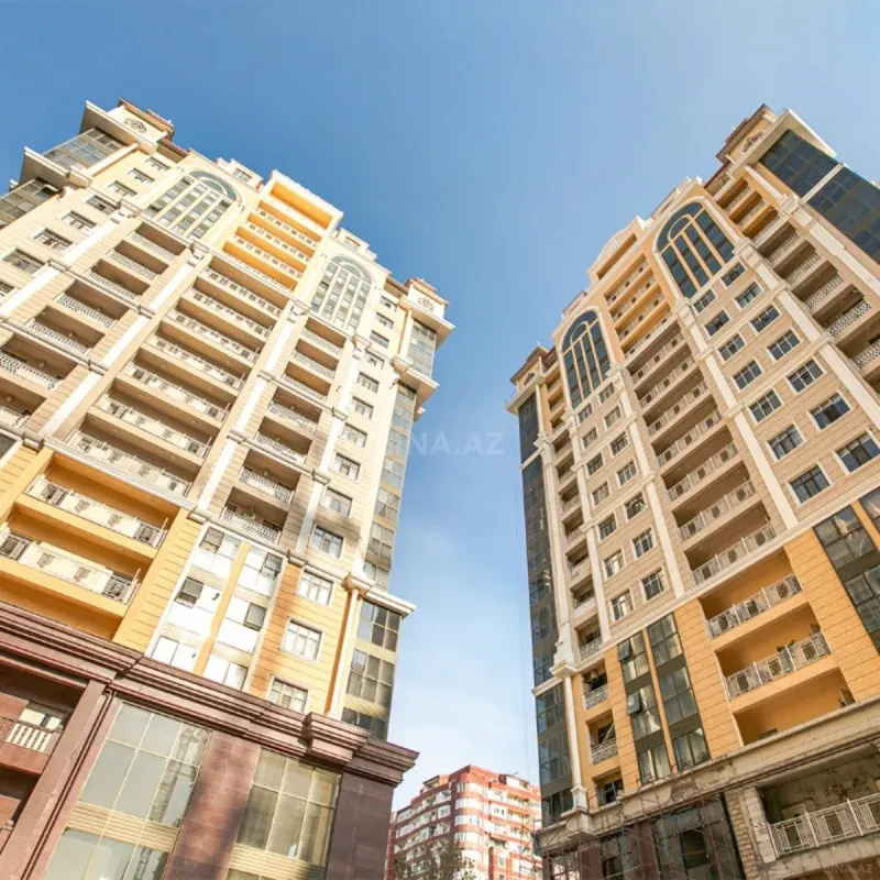 Satılır 3 otaqlı mənzil 110 m²
