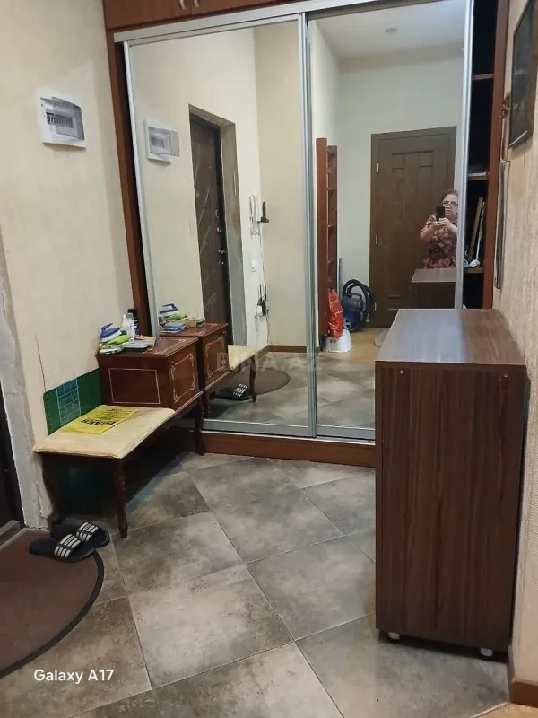 Kirayə verilir 2 otaqlı mənzil 65 m²