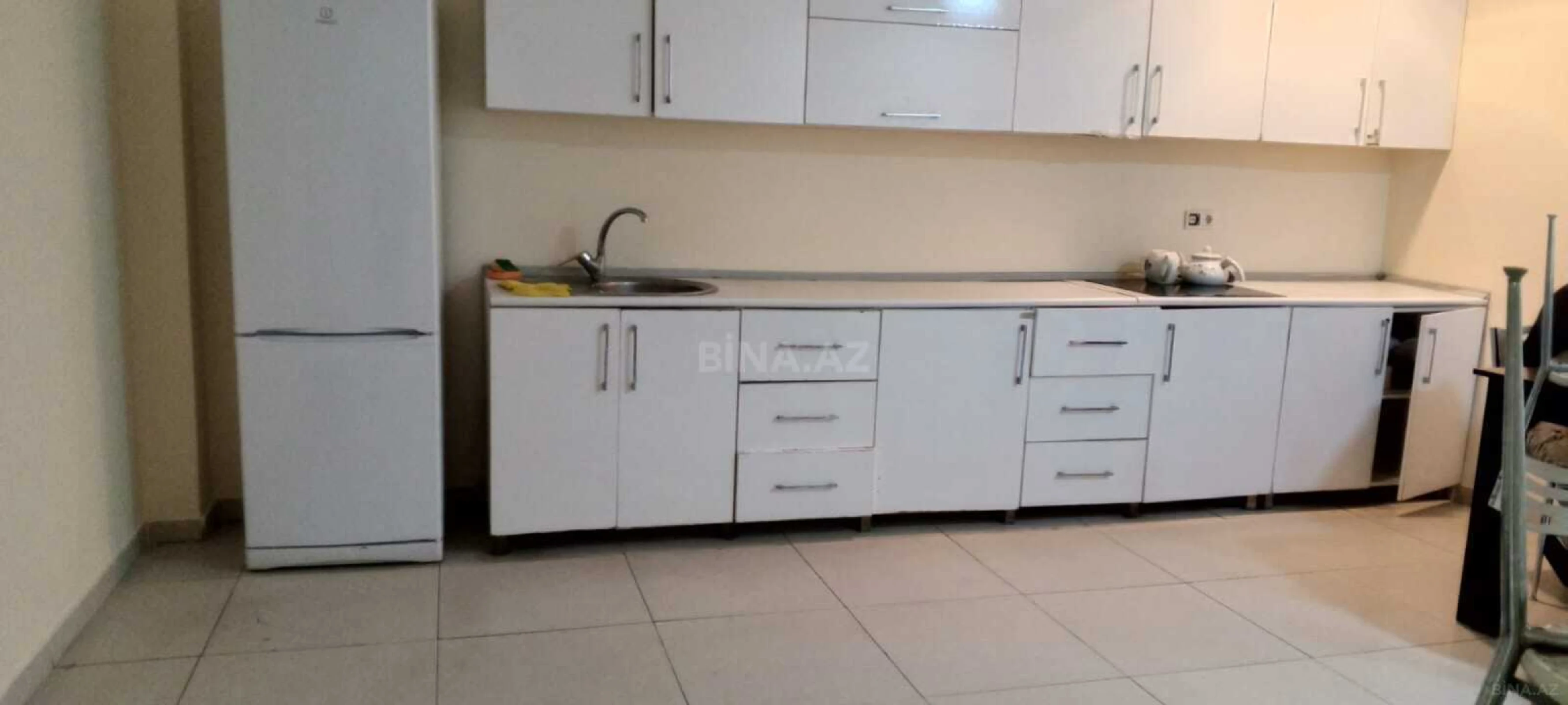 Kirayə verilir 7 otaqlı ofis 230 m²