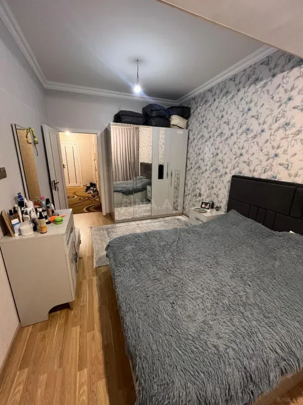 Satılır 2 otaqlı mənzil 57 m²