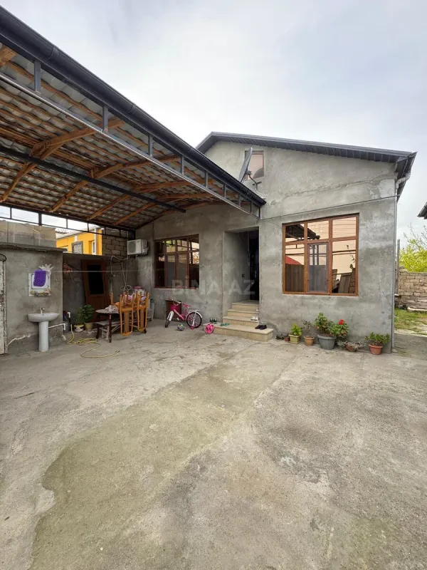 Satılır 4 otaqlı həyət evi 115 m²