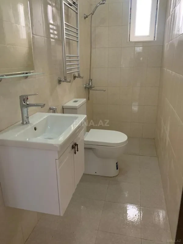 Kirayə verilir 4 otaqlı həyət evi 200 m²