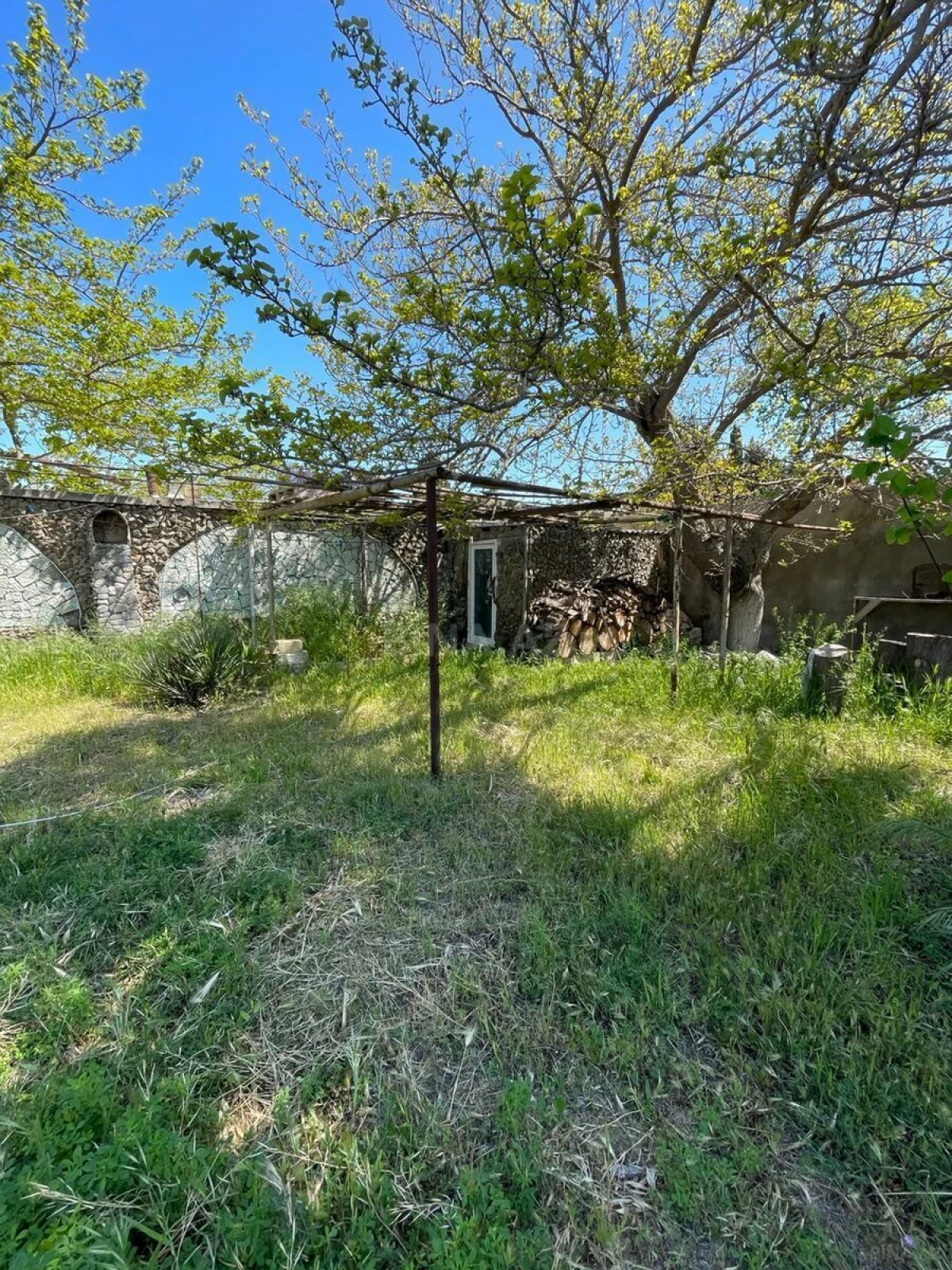 Satılır 5 otaqlı həyət evi 200 m²