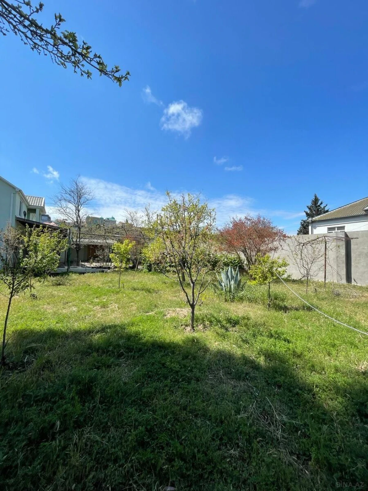 Satılır 5 otaqlı həyət evi 200 m²