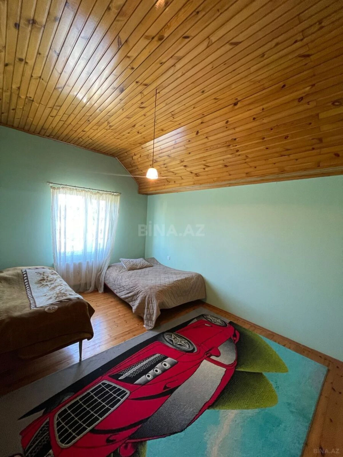 Satılır 5 otaqlı həyət evi 200 m²