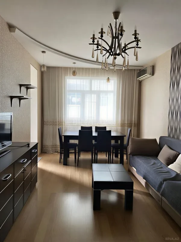 Kirayə verilir 3 otaqlı mənzil 90 m²