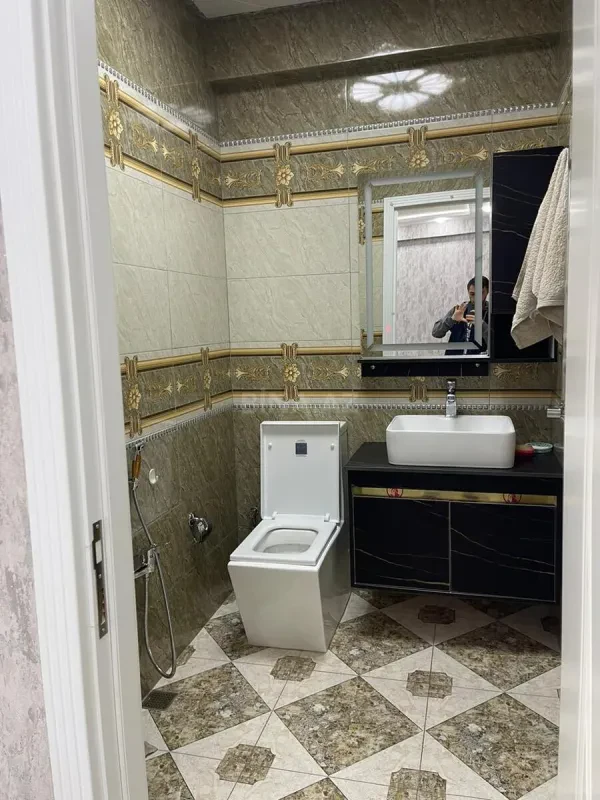 Kirayə verilir 3 otaqlı mənzil 135 m²