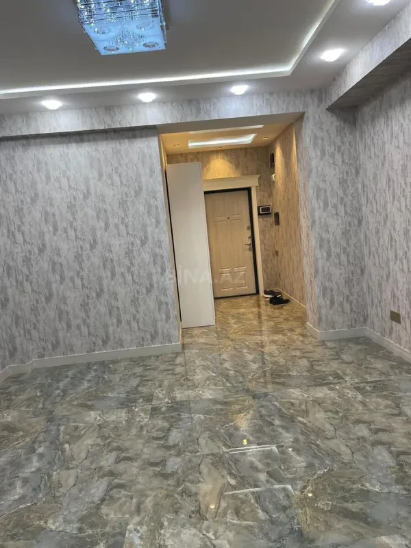Kirayə verilir 3 otaqlı mənzil 135 m²