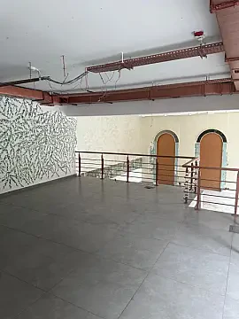 Kirayə verilir obyekt 200 m²