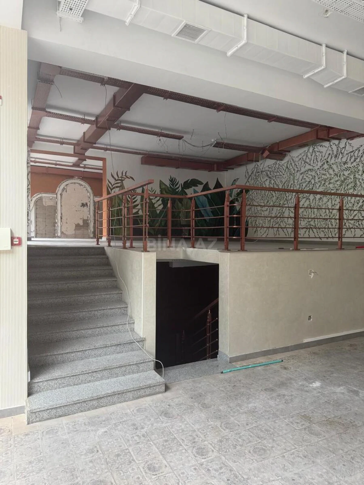 Kirayə verilir obyekt 200 m²