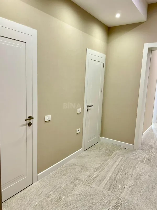 Kirayə verilir 3 otaqlı mənzil 110 m²