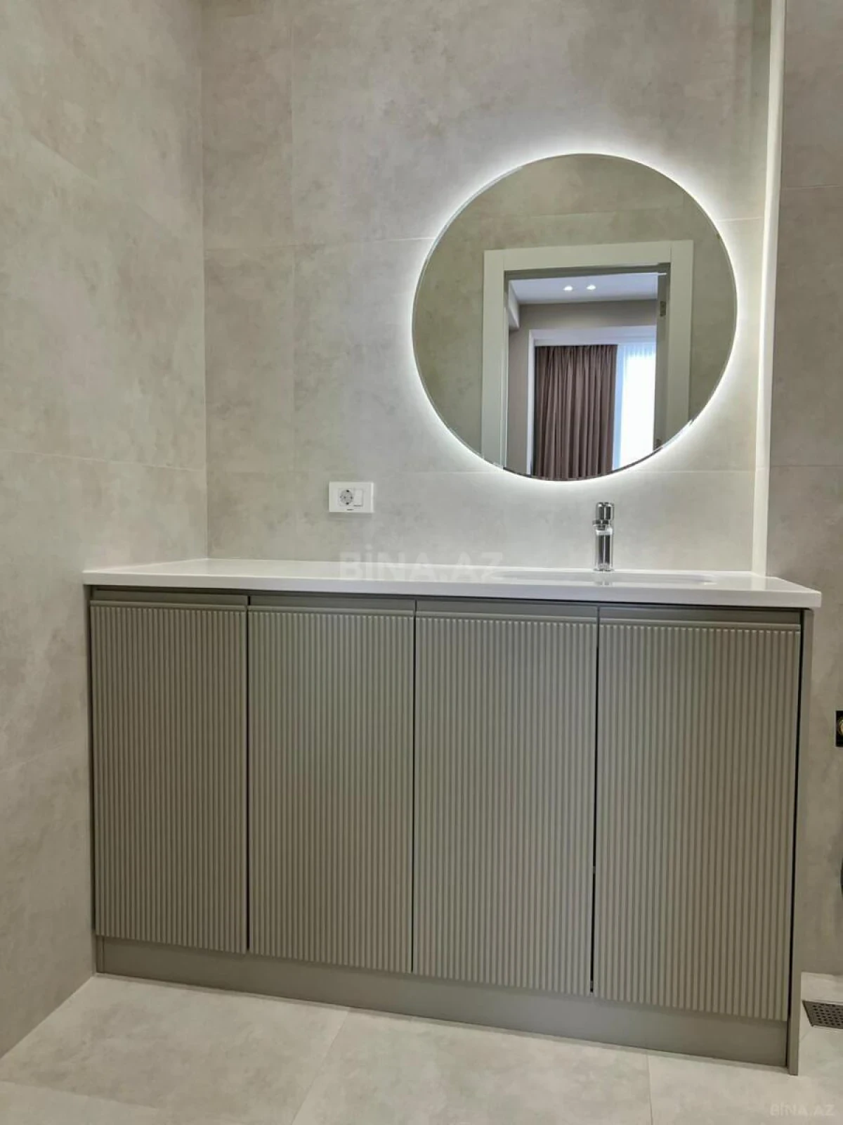Kirayə verilir 3 otaqlı mənzil 110 m²