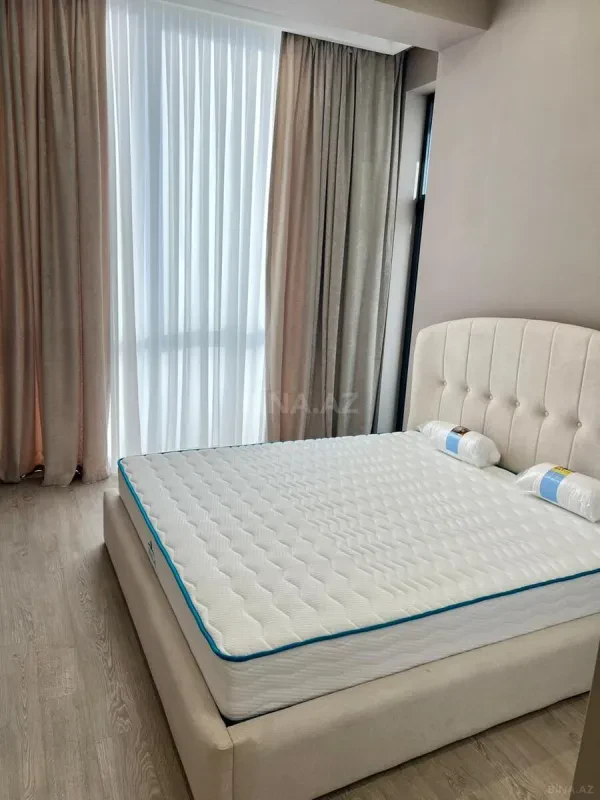 Kirayə verilir 3 otaqlı mənzil 110 m²