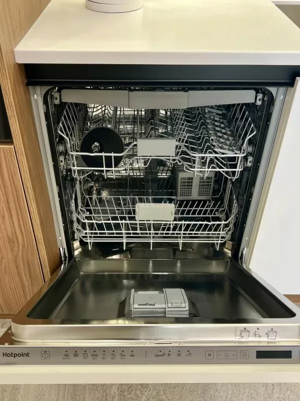 Kirayə verilir 3 otaqlı mənzil 110 m²