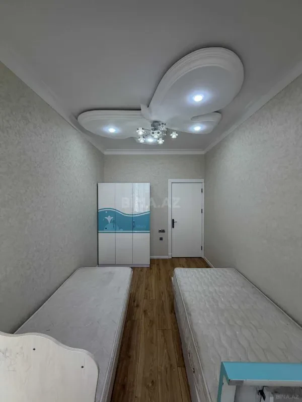 Satılır 3 otaqlı mənzil 120 m²