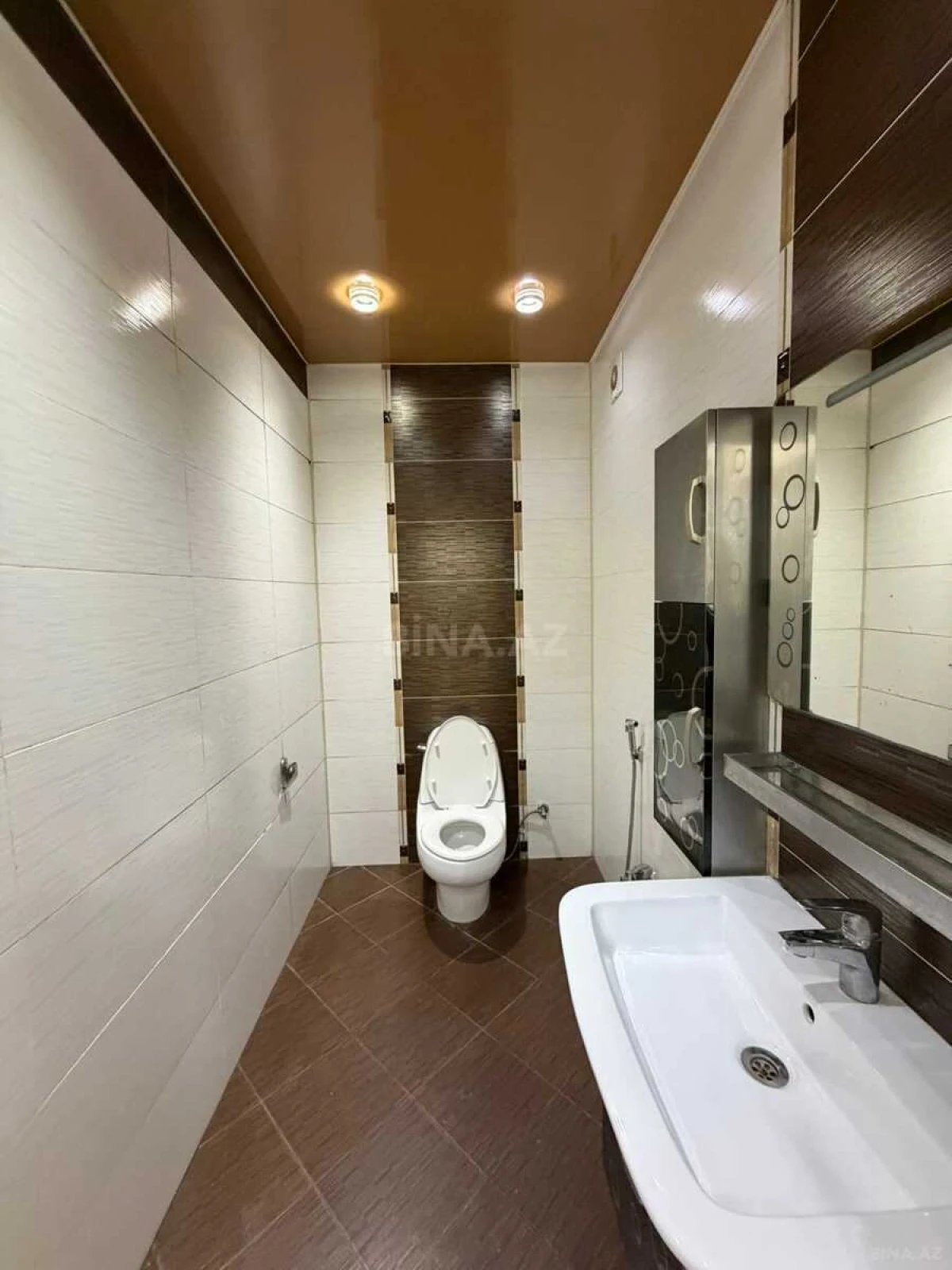 Satılır 3 otaqlı mənzil 120 m²