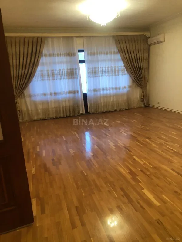 Kirayə verilir obyekt 400 m²