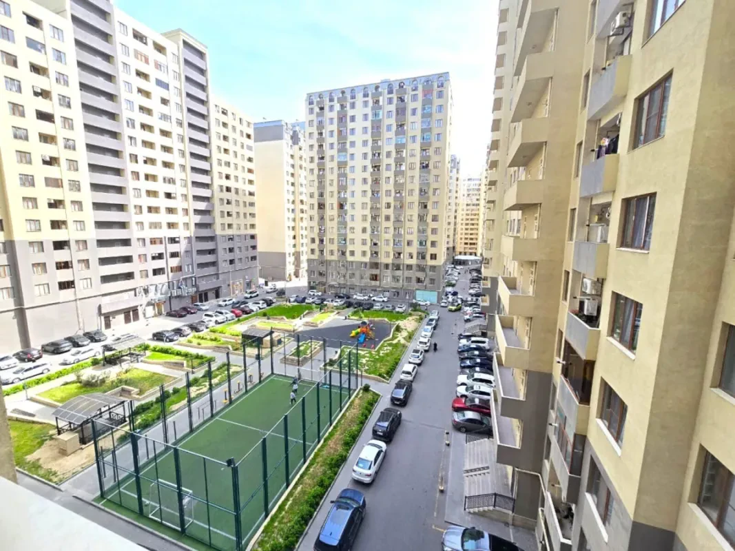 Satılır 3 otaqlı mənzil 120 m²