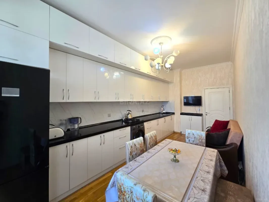 Satılır 3 otaqlı mənzil 120 m²