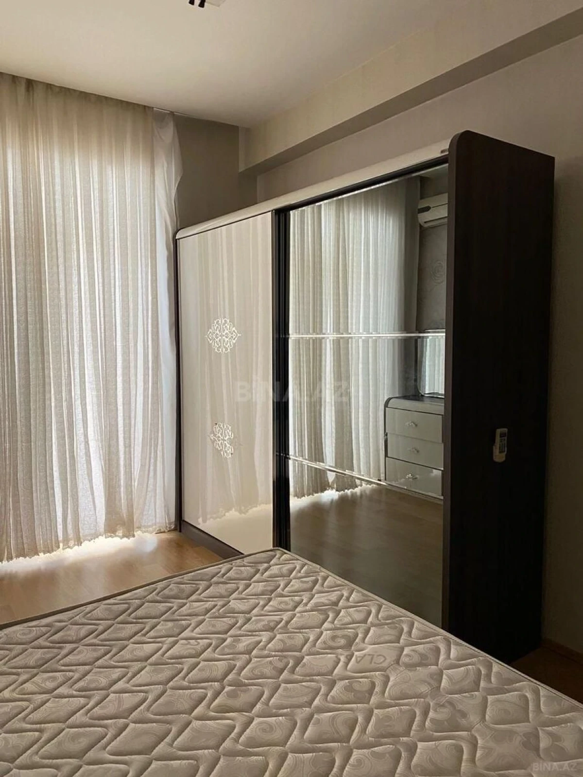 Kirayə verilir 3 otaqlı mənzil 90 m²