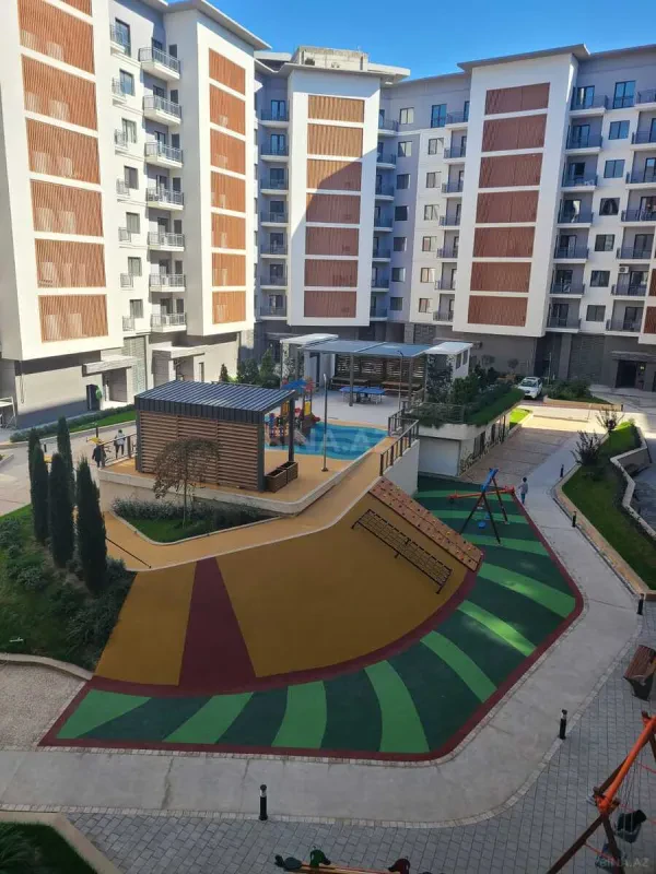 Satılır 3 otaqlı mənzil 120 m²