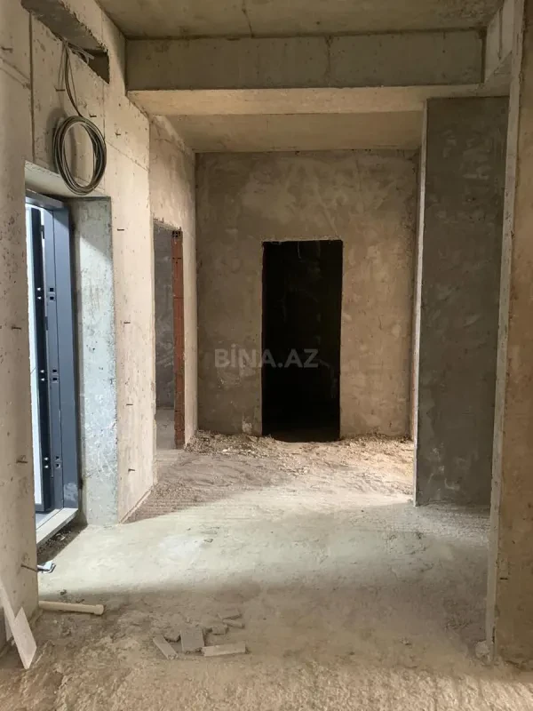 Satılır 3 otaqlı mənzil 120 m²
