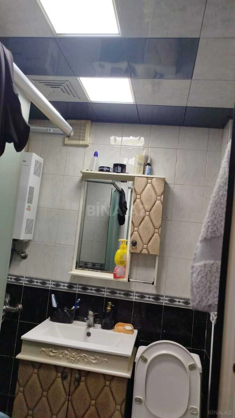 Satılır 2 otaqlı mənzil 60 m²