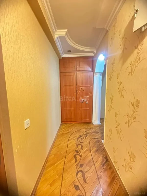 Satılır 2 otaqlı mənzil 80 m²