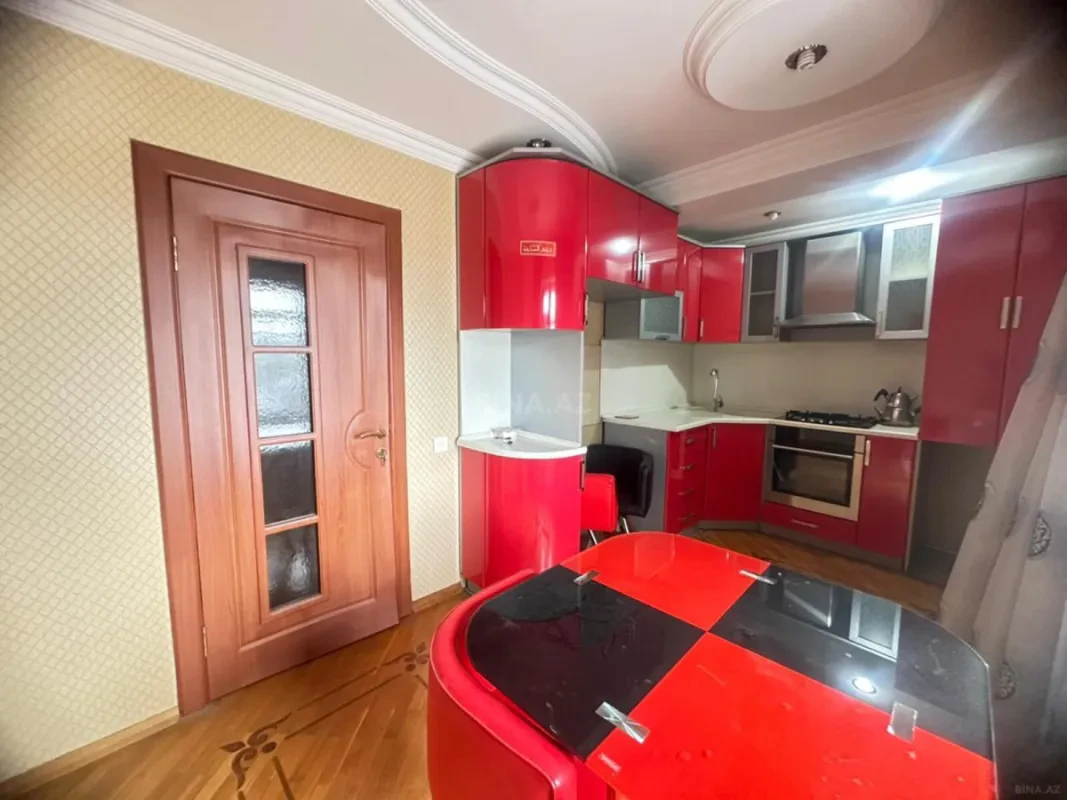 Satılır 2 otaqlı mənzil 80 m²